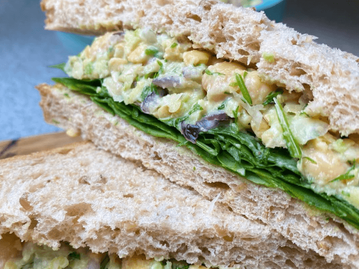 Billede af Kikærte-avocado salat