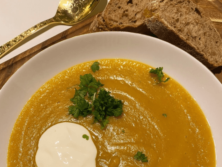 Billede af Butternut squash suppe med ingefær og linser